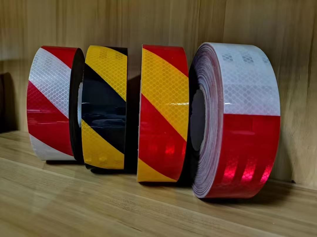 Slant stripe reflective warning tape color and pattern range