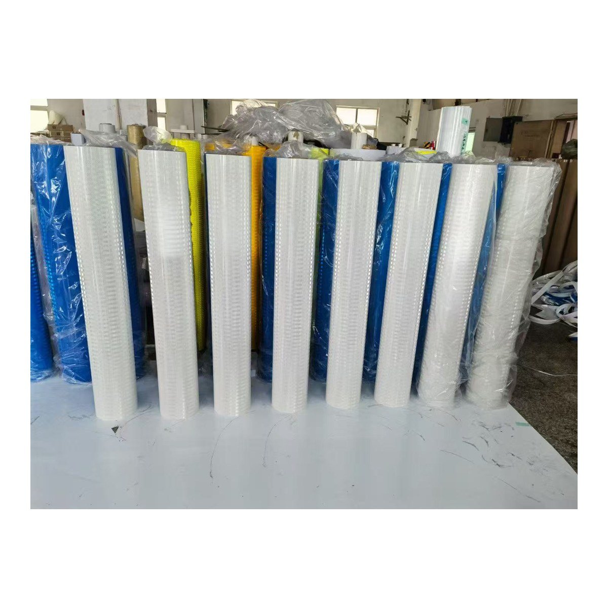 Grade 2 Microprismatic Reflective Sheeting for Road Traffic Signs — Product detail view 2