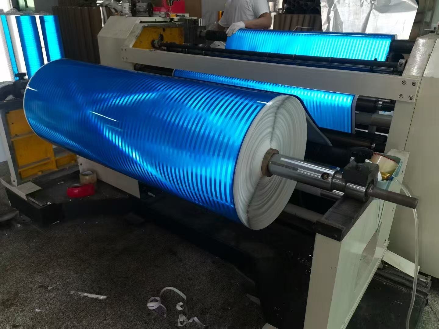 Grade 2 Microprismatic Reflective Sheeting for Road Traffic Signs — Production process view 3