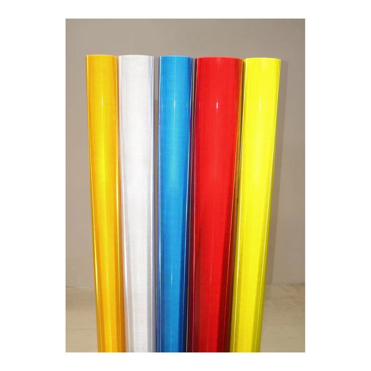 10-Year Diamond Grade Prismatic Reflective Sheeting for Highway Signs - Image 6