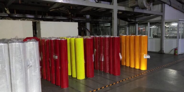 Reflective sheeting rolls
