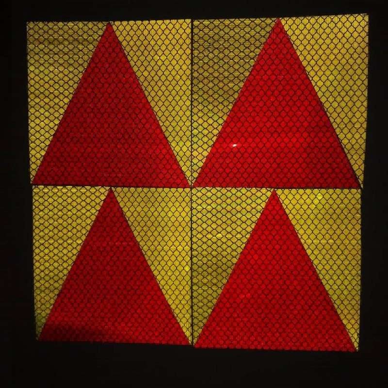 Fluorescent Reflective Triangle Probation Plates — product detail