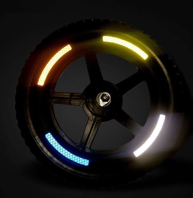 Curved Prismatic Reflective Wheel Rim Sticker Strips — product detail